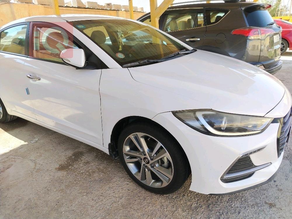 هيونداي النترا